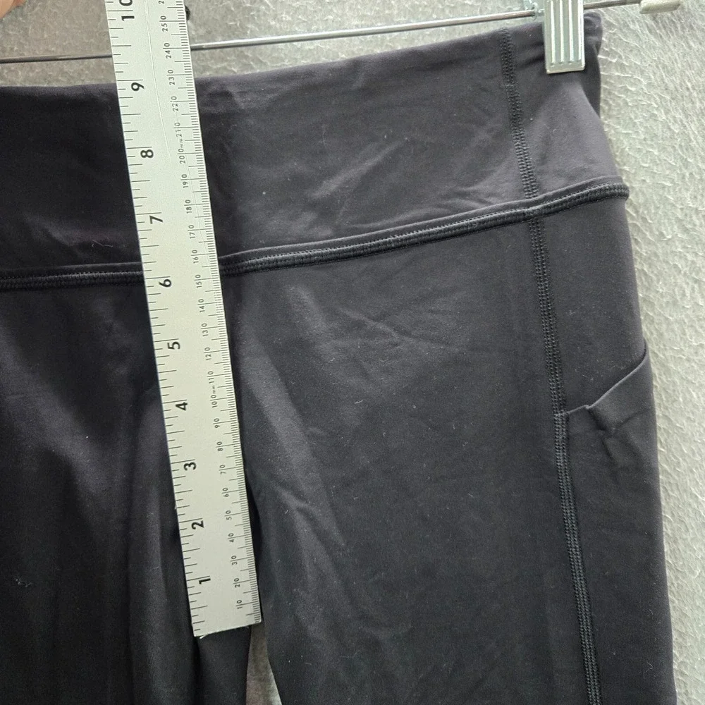lululemon athletica ***holes item